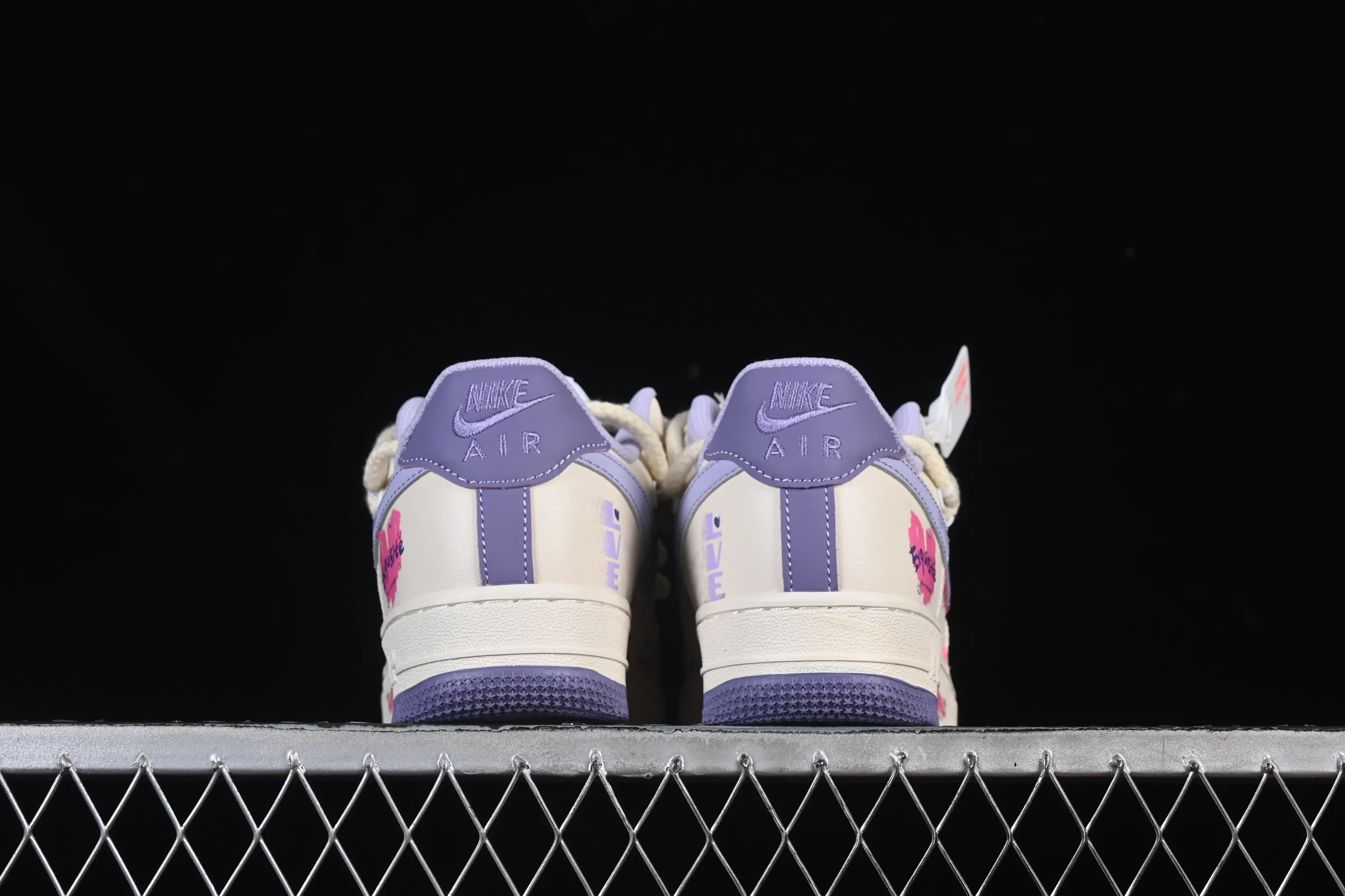 All categories Nk Air Force 1 Air Force series Nk Air Force 1 Low Air Force low-top Nike Air Force 1'07 Low "Confession" Hand-painted graffiti Purple pink confession Air Force 1 low-top casual sneakers BD7701-220
